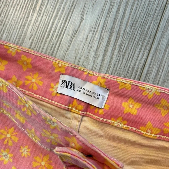 Zara Retro Daisy Floral Flare High Rise Bohemian Jeans 60s 70s 80s 90s size 2 - Picture 6 of 15